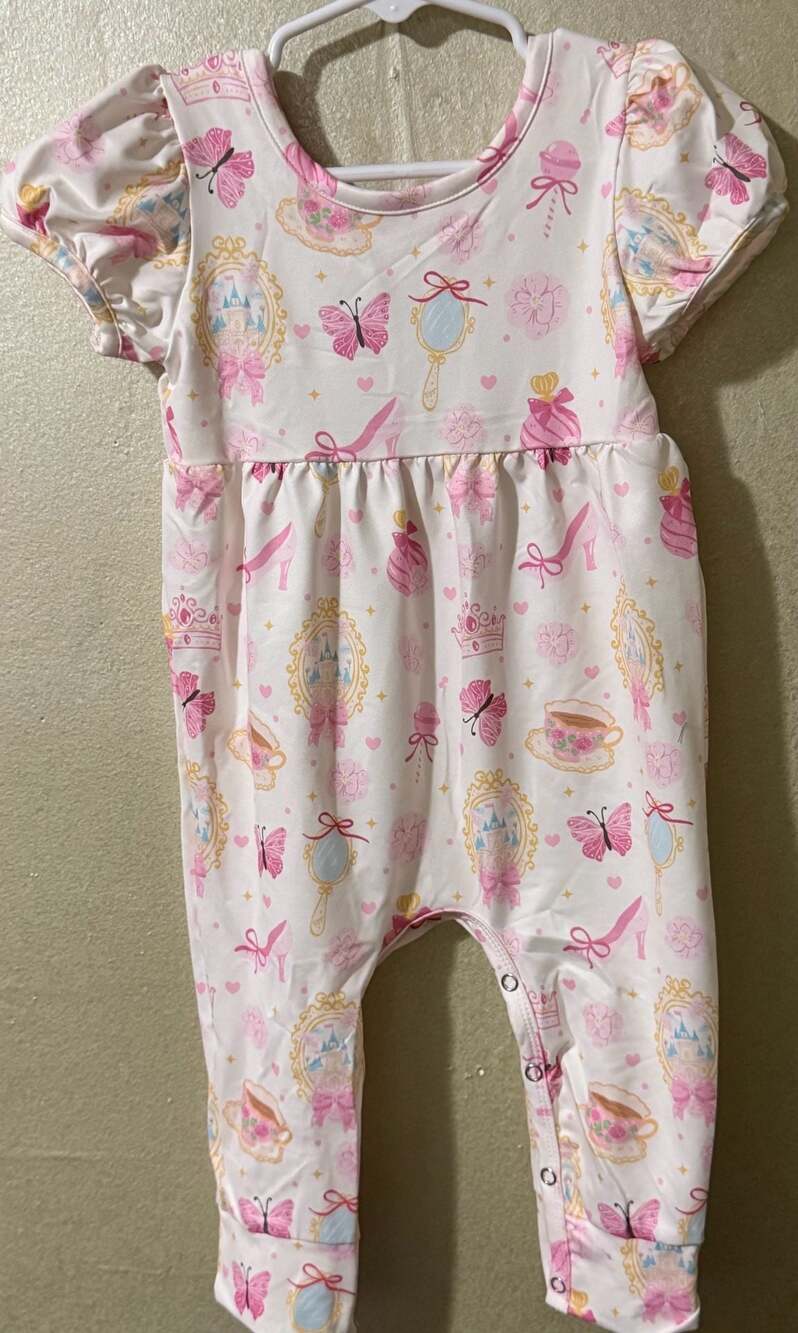 Pete+Lucy Princess Short Sleeve Romper w/Castle & Mirror Print 9-12 month